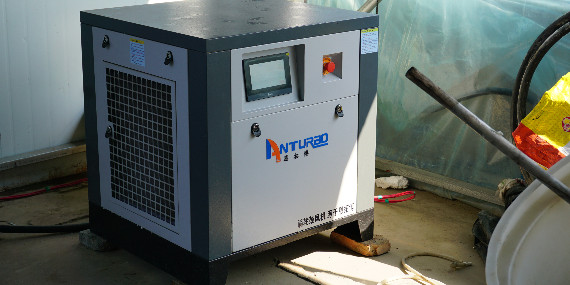 上海恩拓博實地考察南通用戶使用風(fēng)機情況